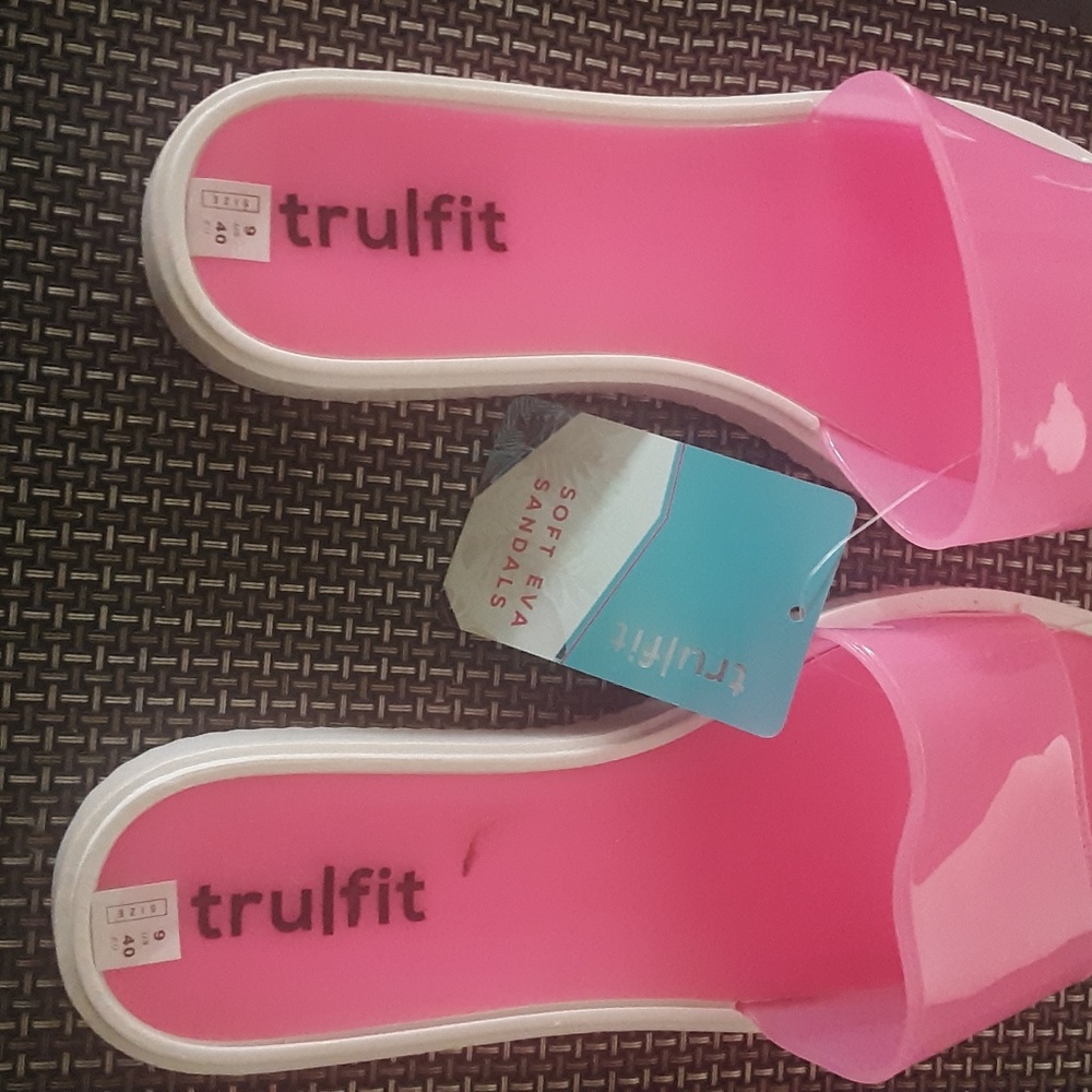 Sandals - Picture 3 of 3
